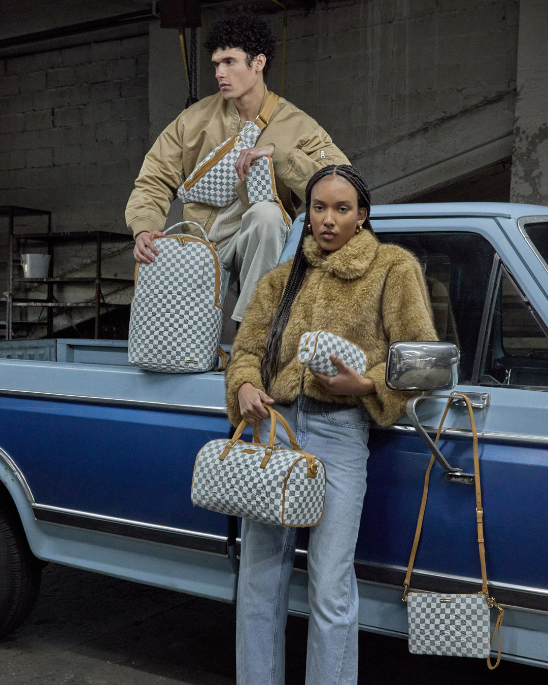 THE PRIVATE JET SHARK CLUB ?C HIGH ALTITUDE SAVVY CROSSBODY - Image 6