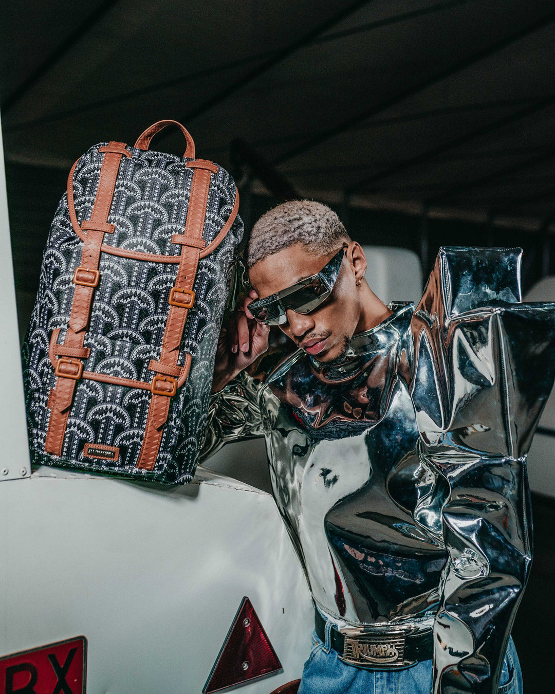 ILLUCHAINS HILLS BACKPACK - Image 12