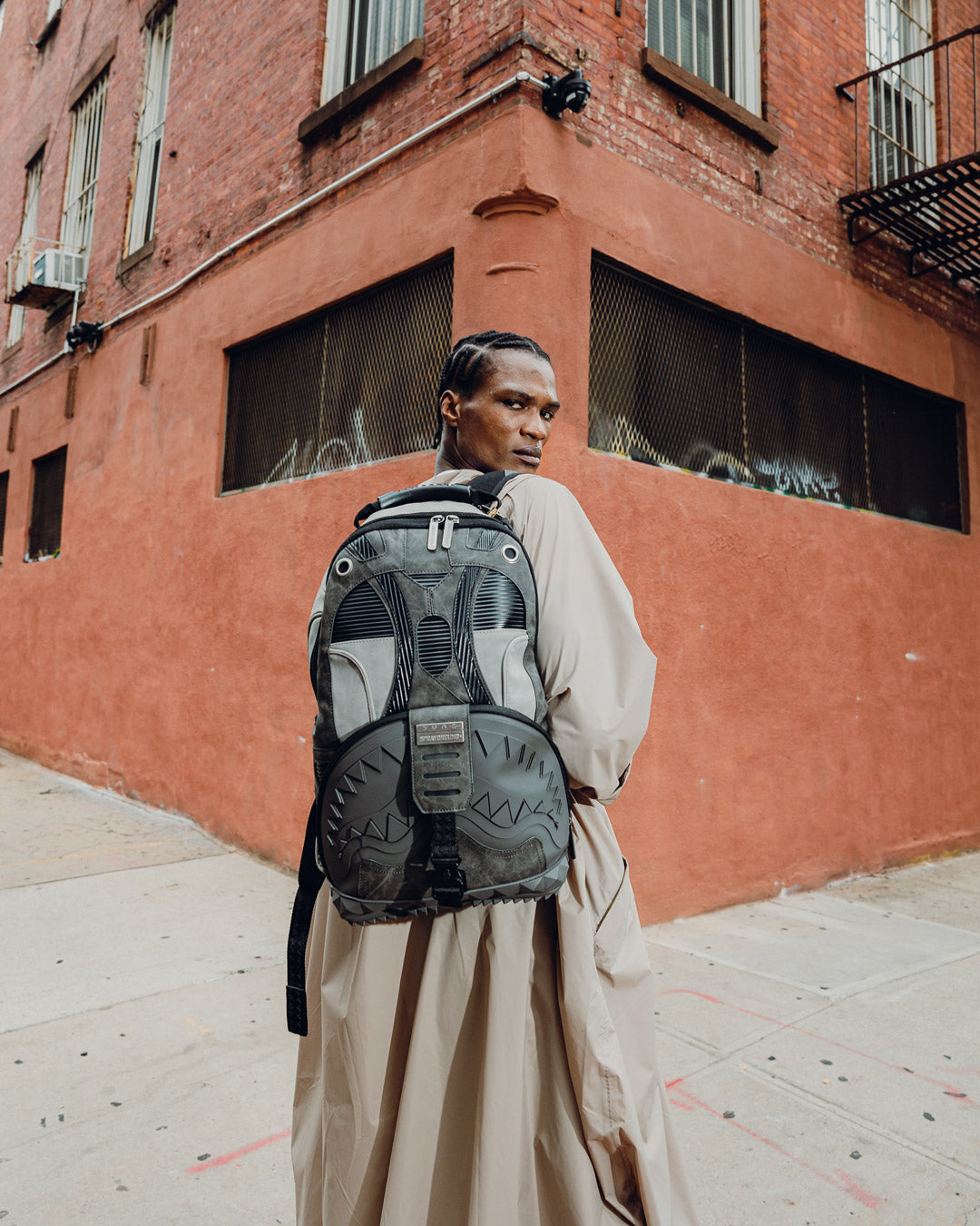 DUNE STILLSUIT SHARK BACKPACK - Image 2