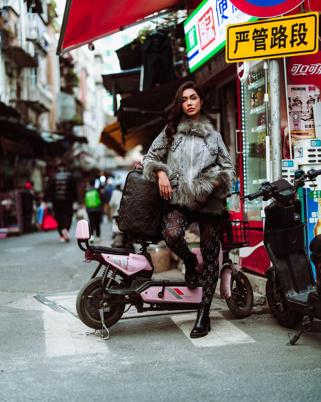4AM DLX BACKPACK - Image 8