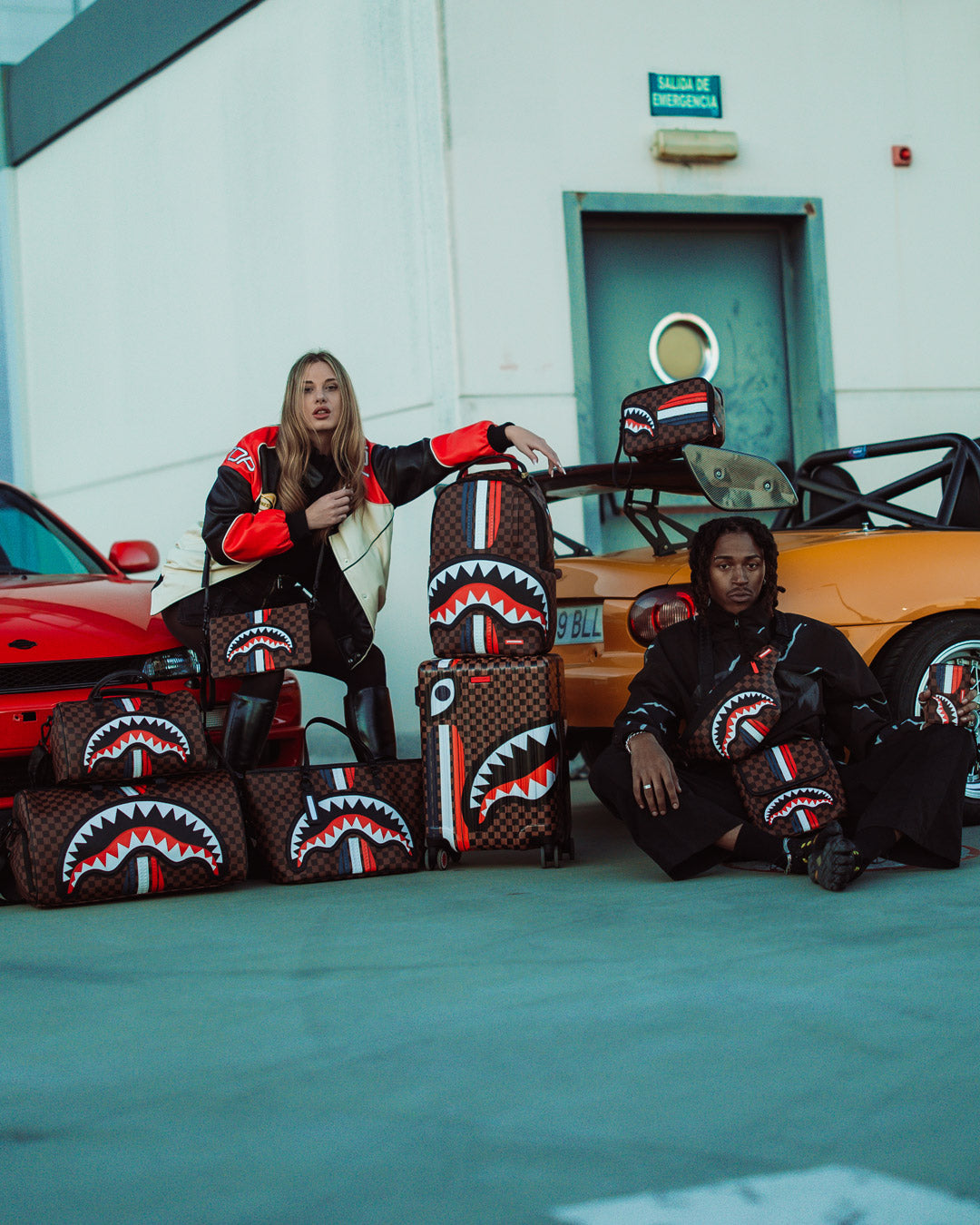 SHARKS IN PARIS GT HARD SHELL CARRY-ON LUGGAGE - Image 9